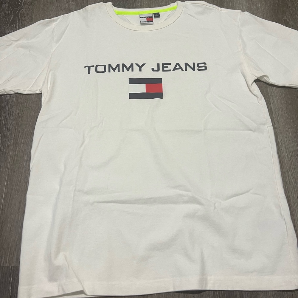 Tommy Hilfiger T Shirt